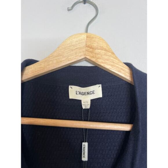 NWT L'agence Sterling Jewel-Button Collar Lightweight Sweater Black Size: XL - Picture 5 of 8